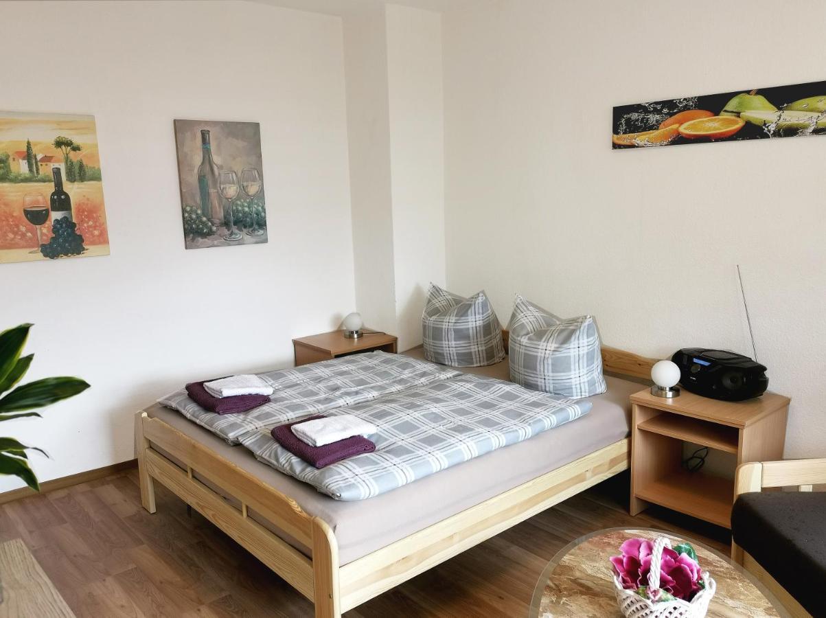 Ferien-Und Gaestewohnung Radebeul Bagian luar foto